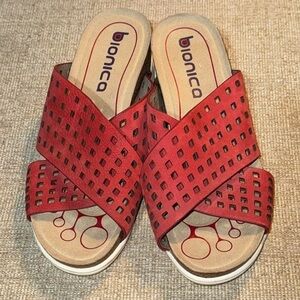 Bionica Womens 10M Comfort Red Sandals Leather Slides Platform Wedge Laser Cut